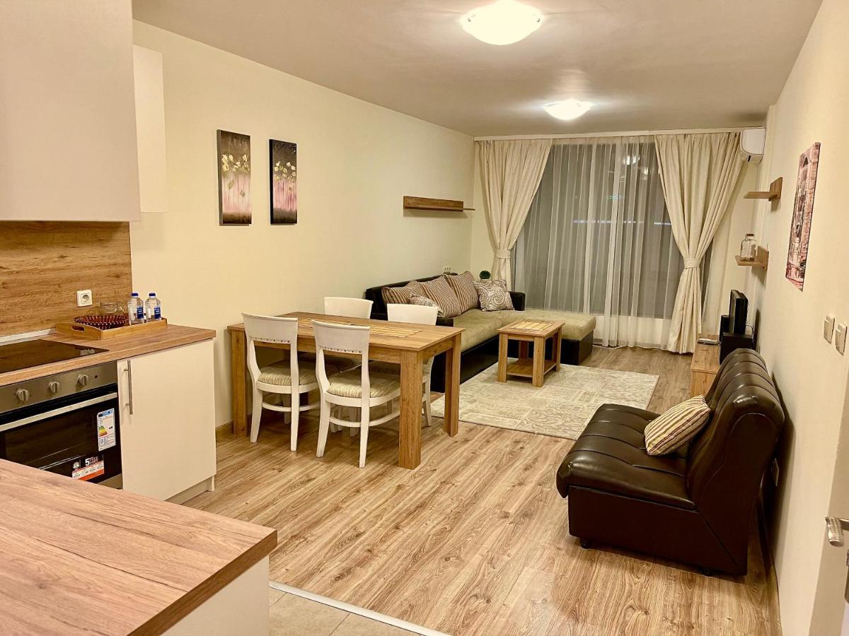 Pirin Dream View Apartments ราซล็อก ภายนอก รูปภาพ